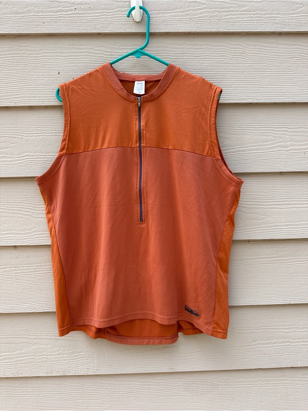 Vintage Patagonia Orange Quarter Zip Sleeveless Vest Men’s Size XL (A13)
